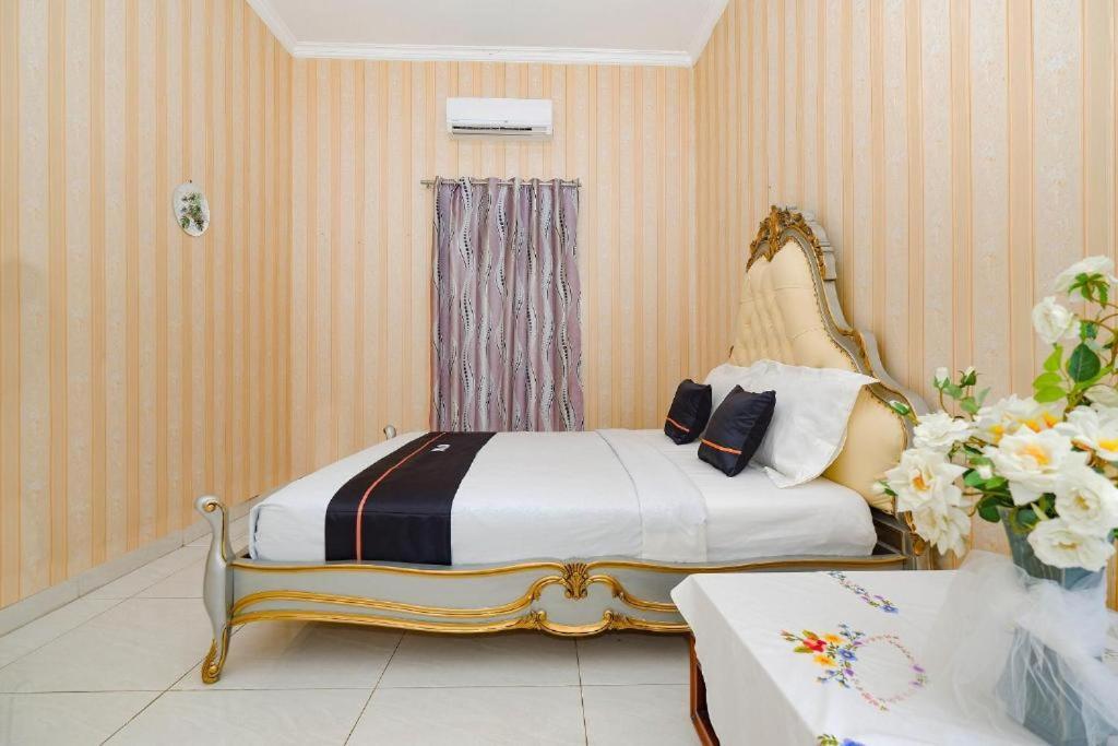 Guest House Gethsemane Salatiga Exterior foto