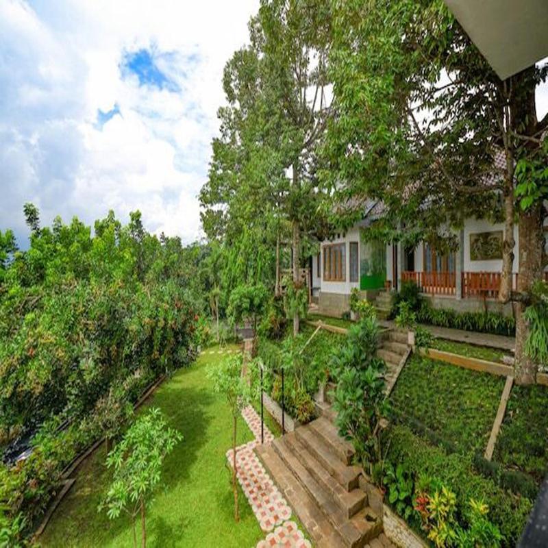 Guest House Gethsemane Salatiga Exterior foto