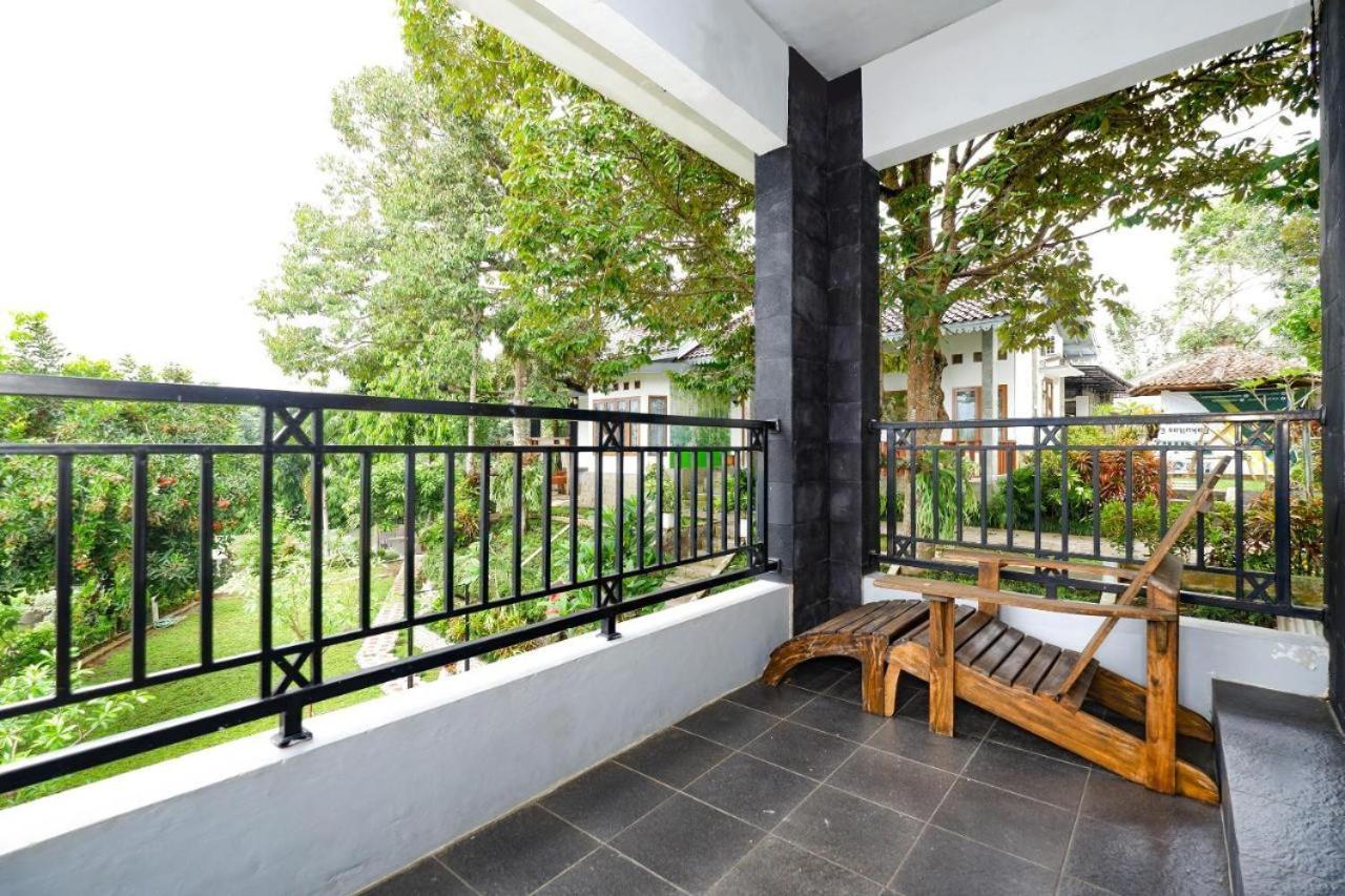 Guest House Gethsemane Salatiga Exterior foto